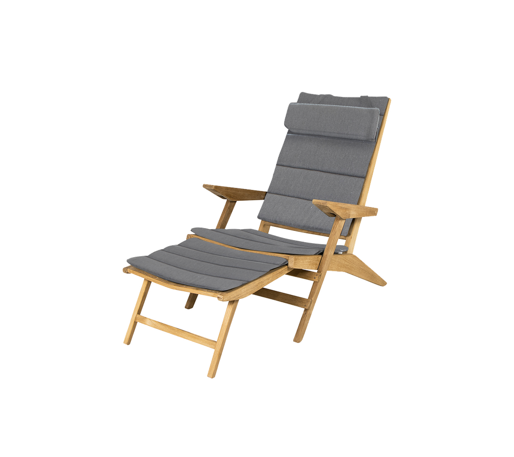 Flip deck chair