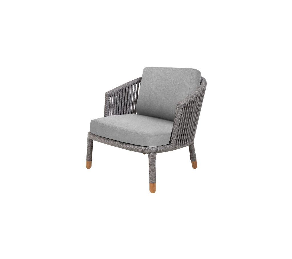 Moments lounge chair
