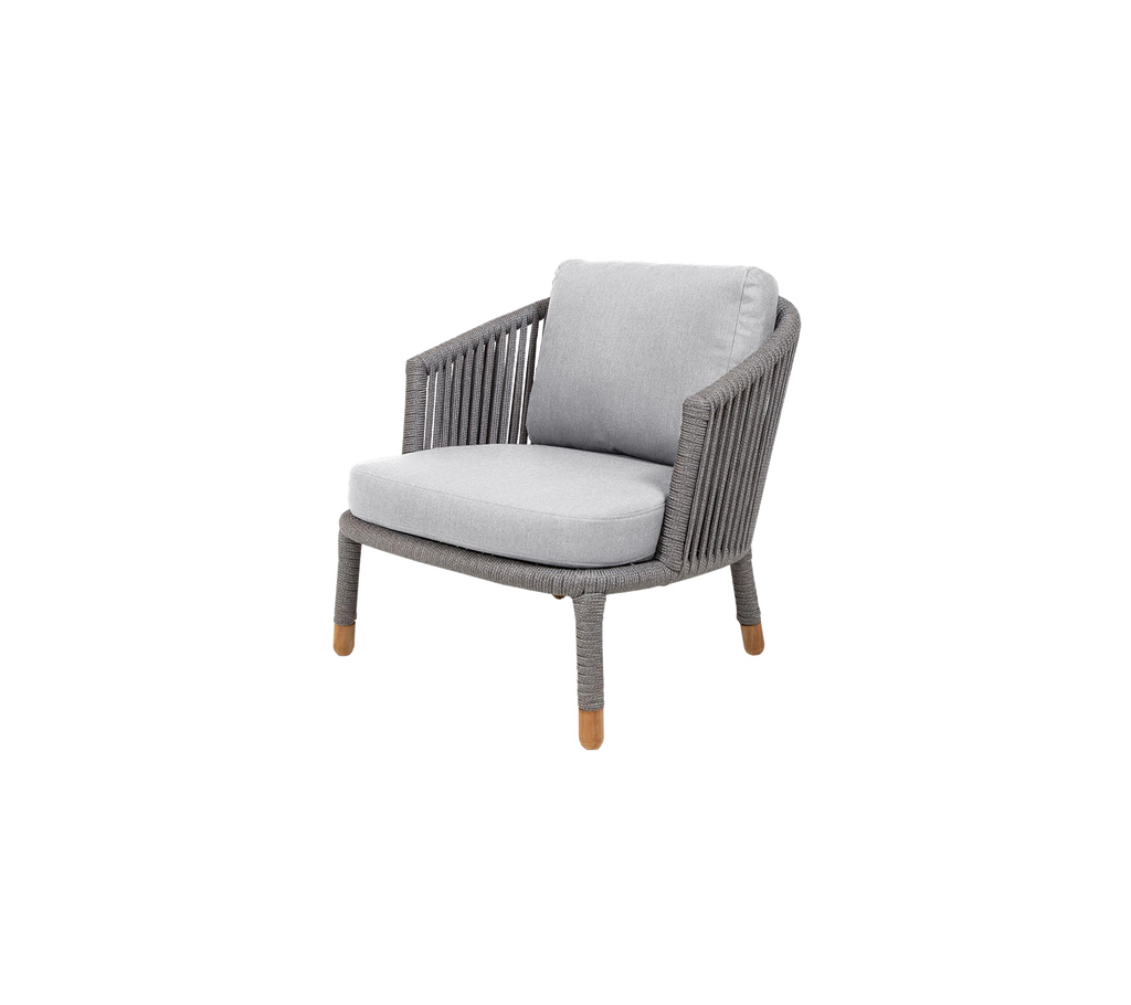 Moments lounge chair