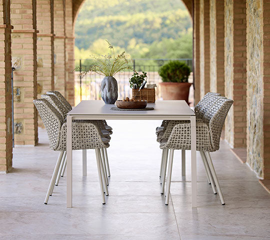 Pure dining table, 200x100 cm